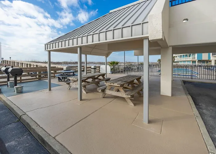 Apartment Island Winds West 174 *