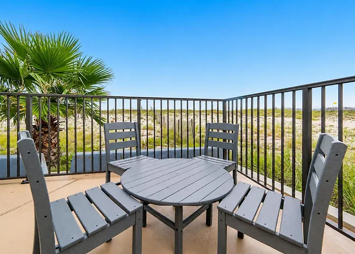 Apartment Island Winds West 174 *